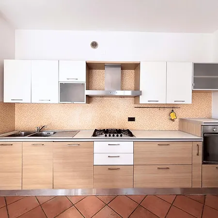 Cn034 - Cesenatico, Ampio Trilocale Con Balcone A 100mt Dal Mare تْشيزيناتيكو