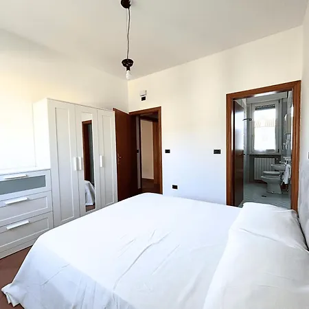 Cn034 - Cesenatico, Ampio Trilocale Con Balcone A 100mt Dal Mare *