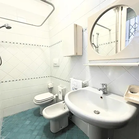 Cn034 - Cesenatico, Ampio Trilocale Con Balcone A 100mt Dal Mare Apartmán Cesenatico